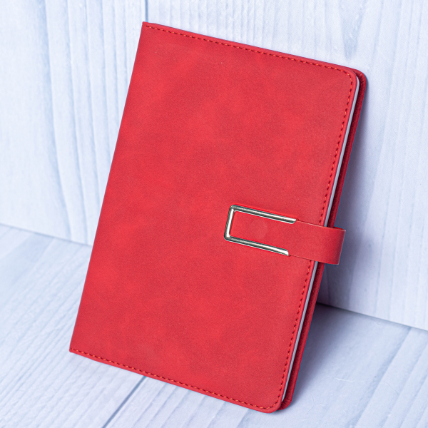 Magnet Buckle Red